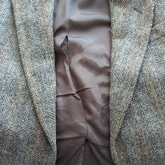 Harris Tweed Jacket - Picture 7 of 13